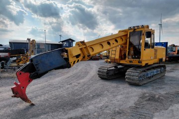 Koparka gąsienicowa teleskopowa